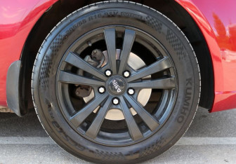 Подержанный автомобиль Kia Cerato Sedan 2011 года (15 фото)