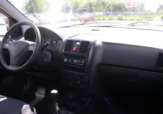 Подержанный автомобиль Hyundai Getz 2008 года (13 фото)