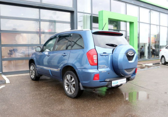 Подержанный автомобиль Chery Tiggo 3 2017 года (3 фото)