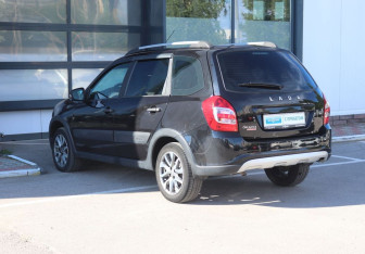 Подержанный автомобиль LADA (ВАЗ) Granta Wagon 2023 года (5 фото)