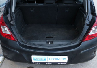 Подержанный автомобиль Opel Corsa 2007 года (18 фото)