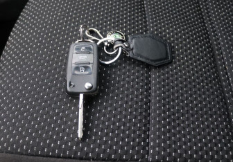 Подержанный автомобиль Skoda Yeti 2010 года (17 фото)