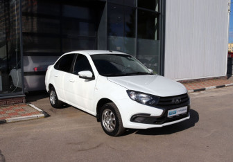 Подержанный автомобиль LADA (ВАЗ) Granta Sedan 2020 года (7 фото)