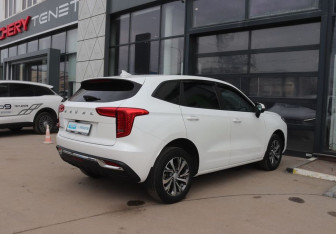 Подержанный автомобиль Haval Jolion 2022 года (5 фото)
