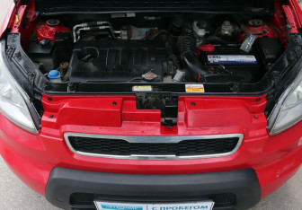 Подержанный автомобиль Kia Soul 2011 года (17 фото)