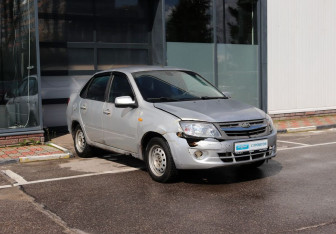 Подержанный автомобиль LADA (ВАЗ) Granta Sedan 2013 года (2 фото)