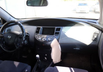 Подержанный автомобиль Nissan Primera Sedan 2005 года (14 фото)