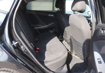 Подержанный автомобиль Hyundai Solaris Sedan 2016 года (16 фото)