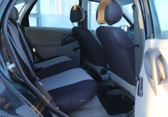 Подержанный автомобиль LADA (ВАЗ) Kalina Hatchback 2012 года (10 фото)