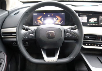 Подержанный автомобиль Changan UNI-T 2023 года (13 фото)
