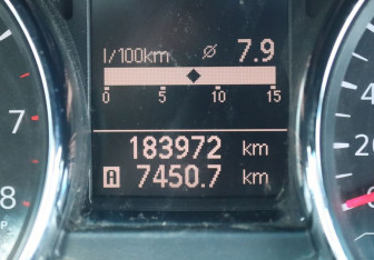 Подержанный автомобиль Nissan Qashqai 2013 года (17 фото)