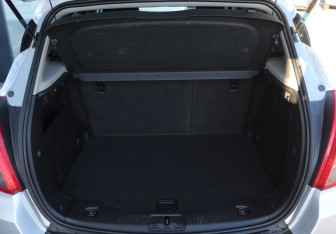 Подержанный автомобиль Opel Mokka 2013 года (10 фото)
