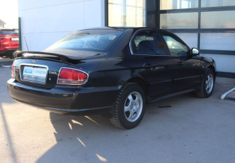 Подержанный автомобиль Hyundai Sonata 2008 года (5 фото)