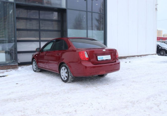 Подержанный автомобиль Chevrolet Lacetti Sedan 2011 года (3 фото)