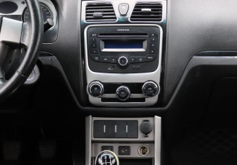 Подержанный автомобиль Geely Emgrand EC7 Sedan 2013 года (17 фото)