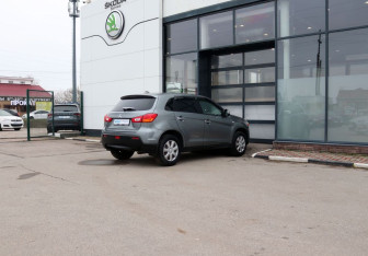 Подержанный автомобиль Mitsubishi ASX 2013 года (5 фото)