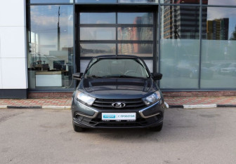 Подержанный автомобиль LADA (ВАЗ) Granta Hatchback 2018 года (8 фото)