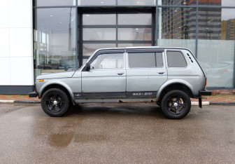 Подержанный автомобиль LADA (ВАЗ) 2131 (4x4) 2013 года (2 фото)
