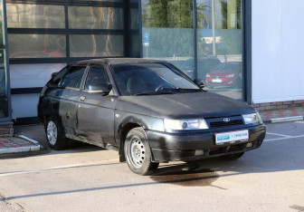 Подержанный автомобиль LADA (ВАЗ) 2112 2006 года (7 фото)