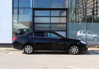 Подержанный автомобиль Chevrolet Epica 2012 года (9 фото)