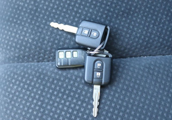 Подержанный автомобиль Nissan Tiida Hatchback 2010 года (18 фото)