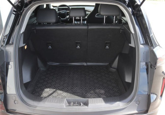 Подержанный автомобиль Chery Tiggo 4 2024 года (10 фото)