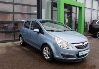 Подержанный автомобиль Opel Corsa 2007 года (2 фото)