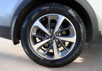 Подержанный автомобиль Kia Sorento 2019 года (9 фото)