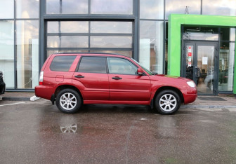 Подержанный автомобиль Subaru Forester Suv 2006 года (6 фото)