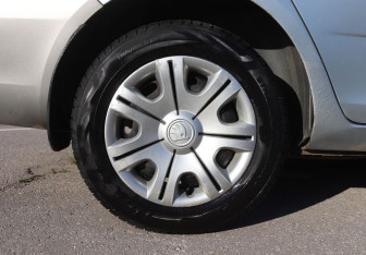 Подержанный автомобиль Skoda Fabia Wagon 2011 года (10 фото)