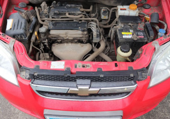 Подержанный автомобиль Chevrolet Aveo Sedan 2010 года (15 фото)