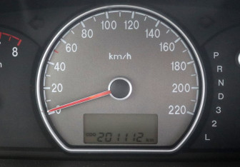 Подержанный автомобиль Hyundai Elantra Sedan 2008 года (17 фото)