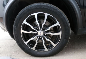 Подержанный автомобиль Nissan Juke 2014 года (9 фото)