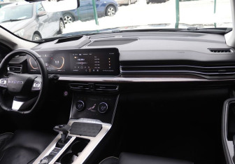 Подержанный автомобиль Exeed VX 2023 года (14 фото)