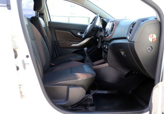 Подержанный автомобиль LADA (ВАЗ) XRAY 2018 года (13 фото)