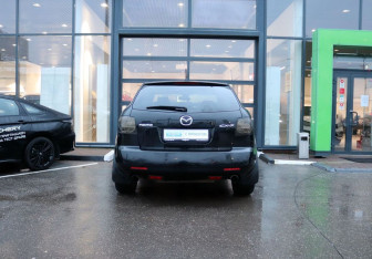 Подержанный автомобиль Mazda CX-7 2008 года (4 фото)