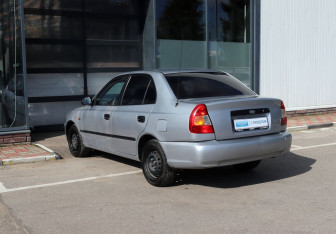 Подержанный автомобиль Hyundai Accent Sedan 2007 года (6 фото)