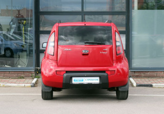 Подержанный автомобиль Kia Soul 2011 года (3 фото)