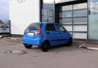 Подержанный автомобиль Chevrolet Spark 2006 года (5 фото)