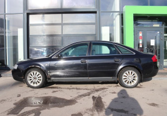 Подержанный автомобиль Audi A6 Sedan 2000 года (2 фото)