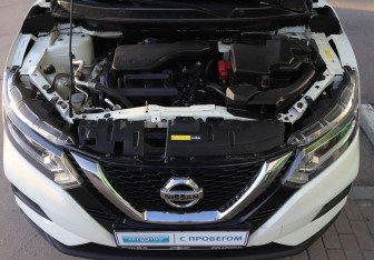 Подержанный автомобиль Nissan Qashqai 2019 года (9 фото)