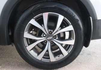 Подержанный автомобиль Chery Tiggo 7 Pro 2022 года (16 фото)