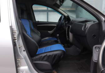 Подержанный автомобиль Renault Duster 2014 года (12 фото)