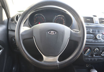 Подержанный автомобиль LADA (ВАЗ) Granta Liftback 2023 года (15 фото)