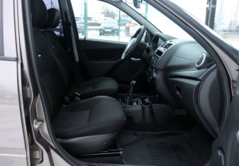 Подержанный автомобиль LADA (ВАЗ) Kalina Wagon 2014 года (13 фото)