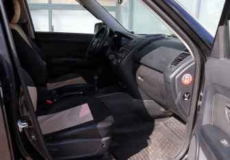 Подержанный автомобиль Kia Soul 2011 года (10 фото)