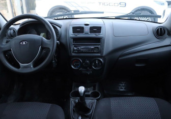 Подержанный автомобиль LADA (ВАЗ) Kalina Hatchback 2014 года (14 фото)