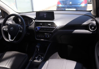 Подержанный автомобиль Changan Alsvin 2023 года (12 фото)