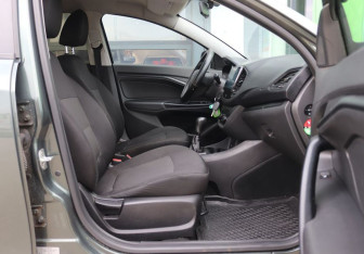 Подержанный автомобиль LADA (ВАЗ) Vesta Sedan 2016 года (12 фото)