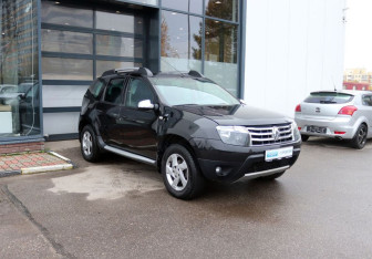 Подержанный автомобиль Renault Duster 2013 года (7 фото)